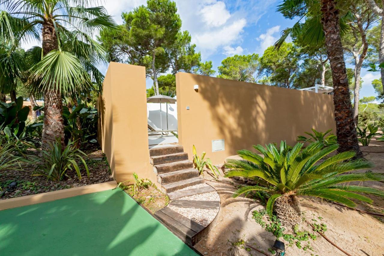 Ses Eufabietes Apartments & Restaurant Playa Migjorn Eksteriør bilde