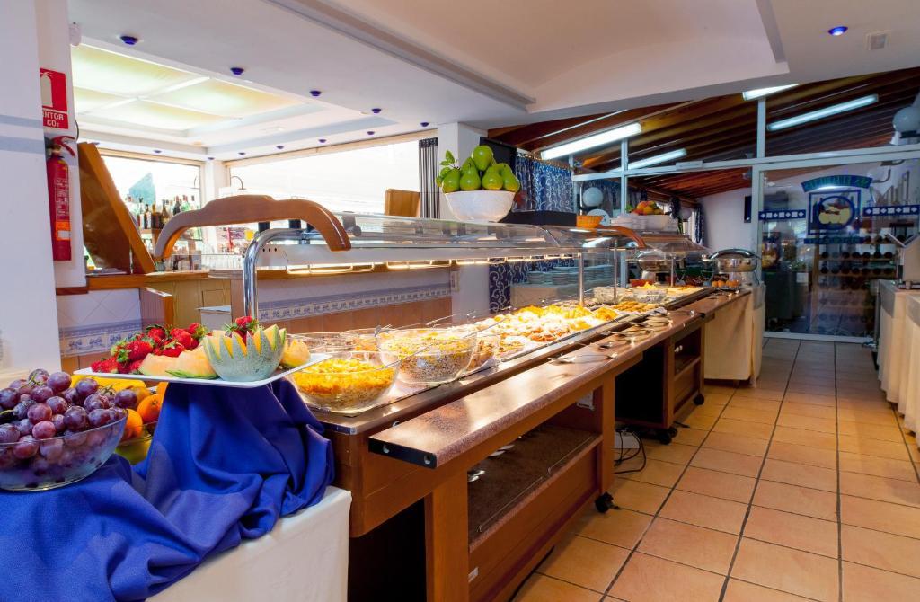 Ses Eufabietes Apartments & Restaurant Playa Migjorn Eksteriør bilde