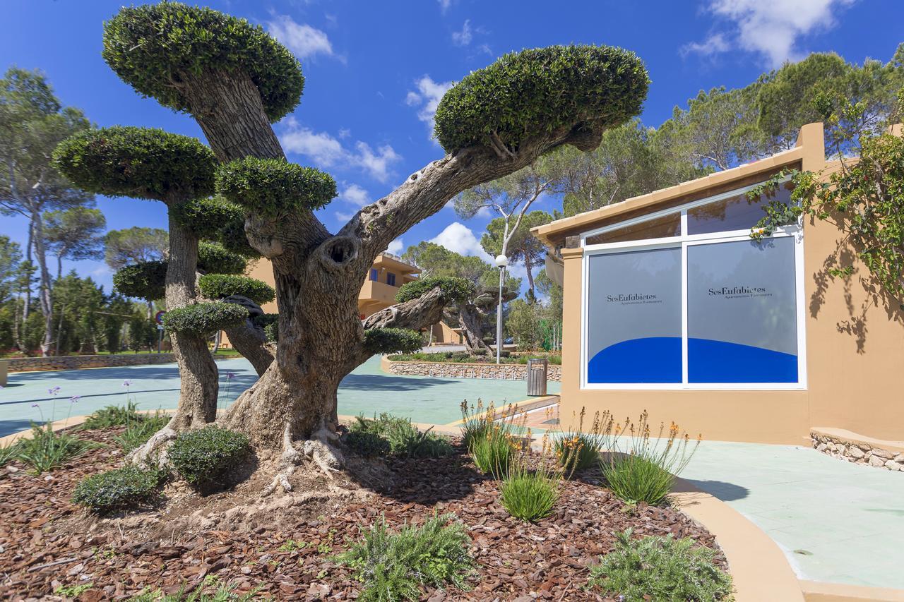 Ses Eufabietes Apartments & Restaurant Playa Migjorn Eksteriør bilde