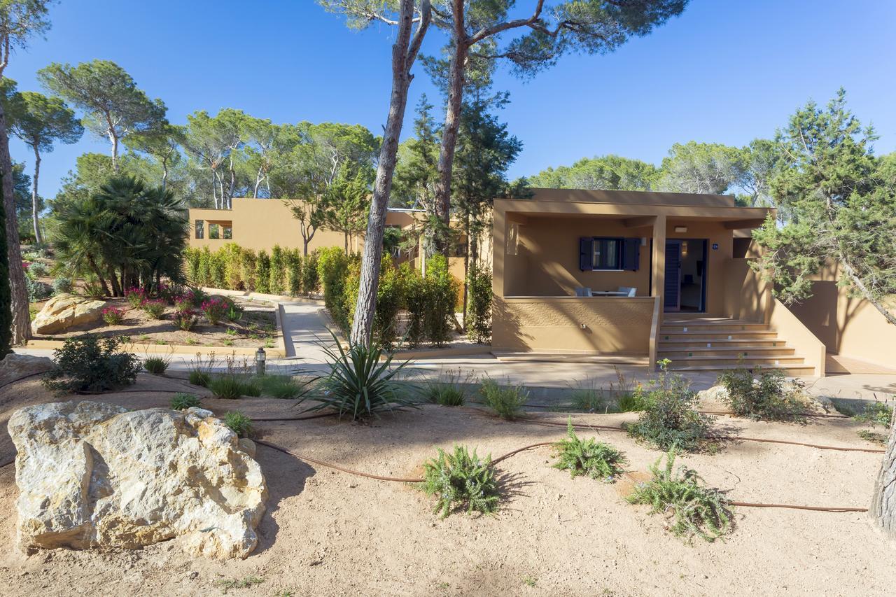 Ses Eufabietes Apartments & Restaurant Playa Migjorn Eksteriør bilde