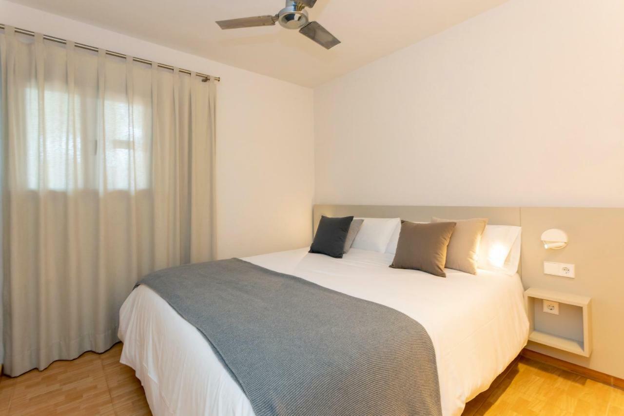 Ses Eufabietes Apartments & Restaurant Playa Migjorn Eksteriør bilde